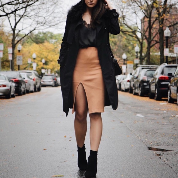 Dresses & Skirts - 🍂FALL READY 🍂HIGH WAISTED RIBBED PENCIL SKIRT